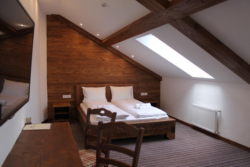 Shpatser hotel Briukhovychi Kamer foto